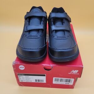 New Balance Women's WW577Hv1 Walking Shoes Hook& Loop Straps Black Size 11Wide